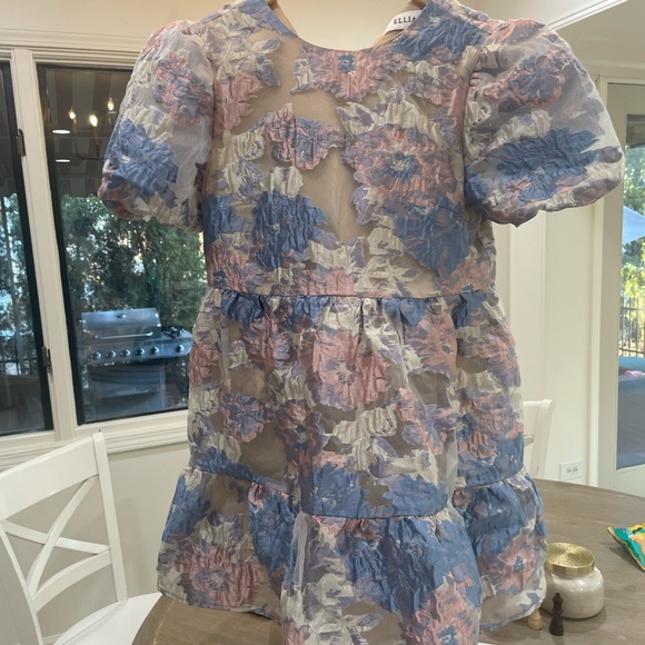 Elliat floral babydoll style dress - Picture 2 of 3